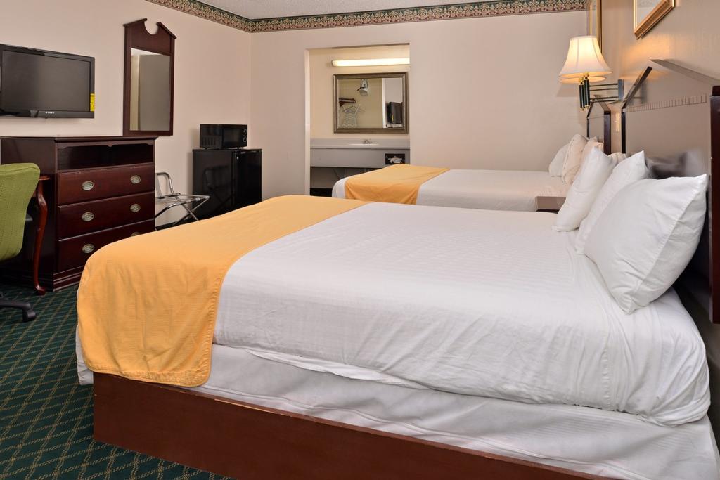 Five Star Inn 伯利森 客房 照片